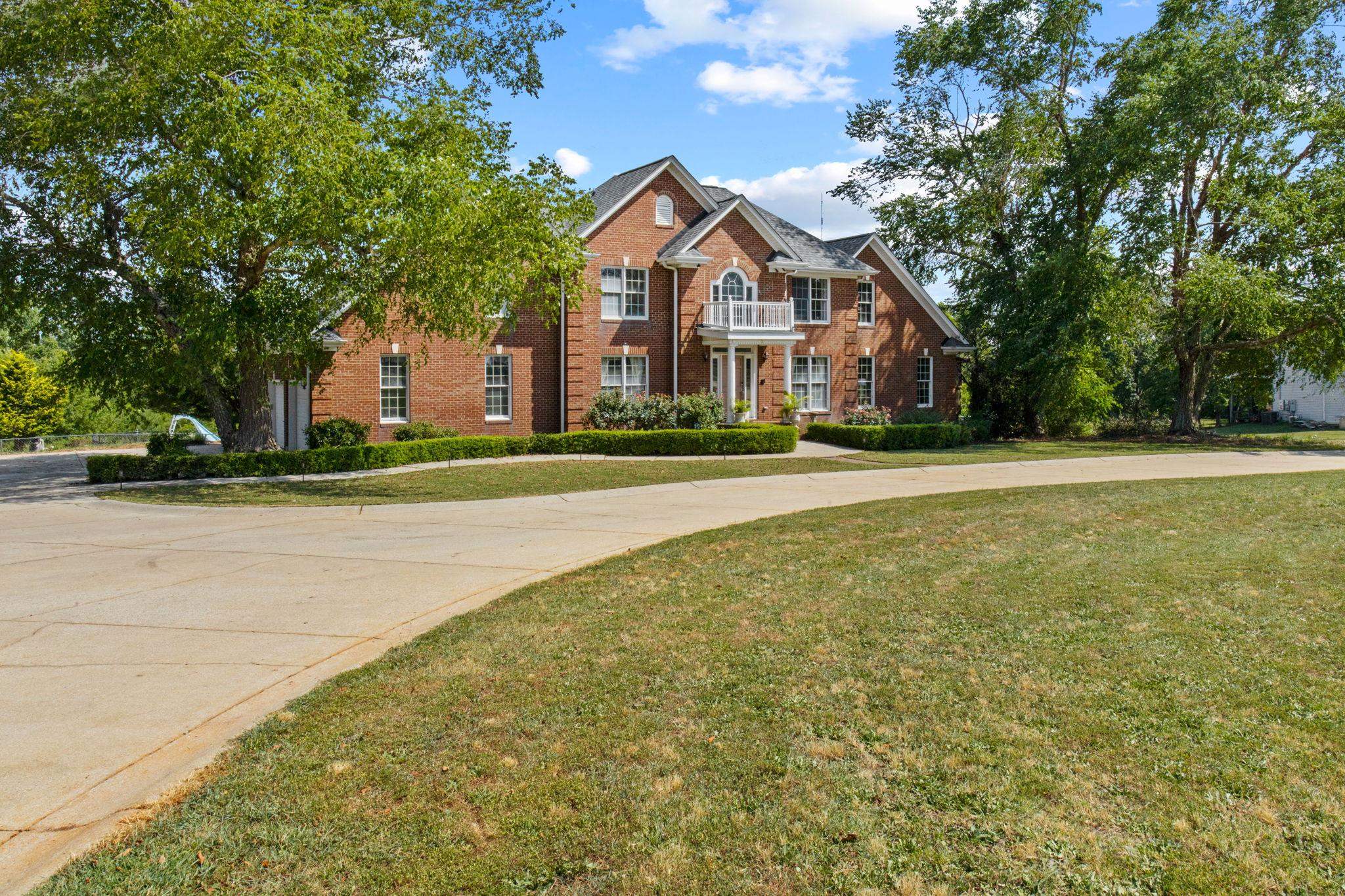705 Jenkins Bridge Road Simpsonville, SC 29680 - Photo 6 of 50