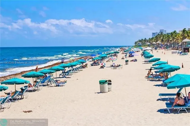 a view of a tennis court