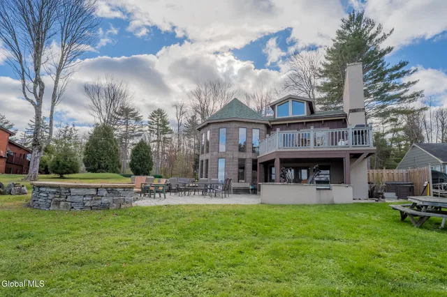$1,295,000 | 164 Eden Lane, Mayfield, NY 12117