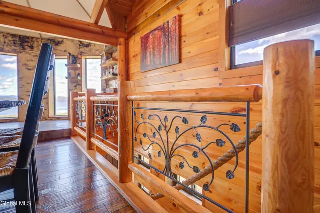 $1,295,000 | 164 Eden Lane, Mayfield, NY 12117