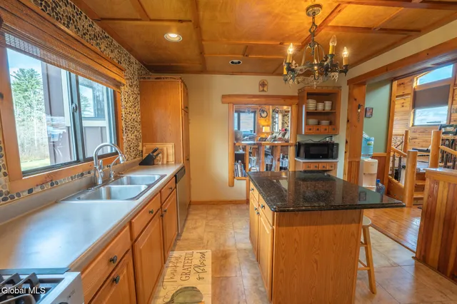 $1,295,000 | 164 Eden Lane, Mayfield, NY 12117