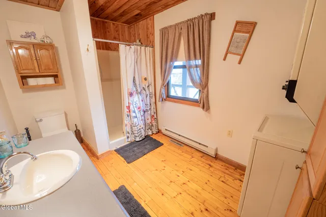 $1,295,000 | 164 Eden Lane, Mayfield, NY 12117