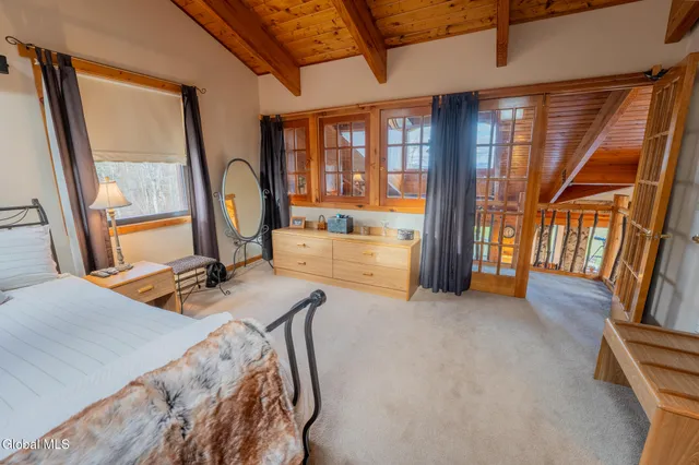 $1,295,000 | 164 Eden Lane, Mayfield, NY 12117