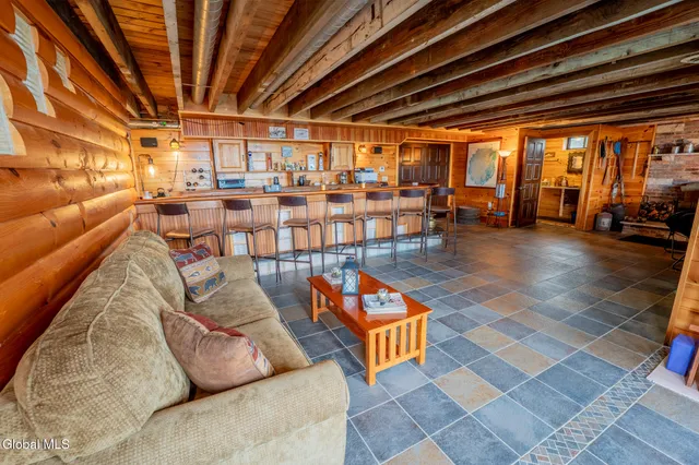 $1,295,000 | 164 Eden Lane, Mayfield, NY 12117