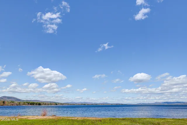 $1,295,000 | 164 Eden Lane, Mayfield, NY 12117