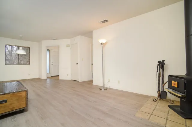 $369,000 | 2128 Bueno Drive, Unit 5, Davis, CA 95616