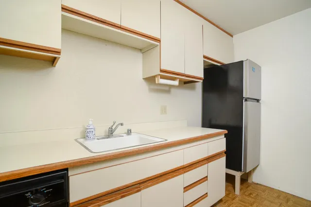 $369,000 | 2128 Bueno Drive, Unit 5, Davis, CA 95616