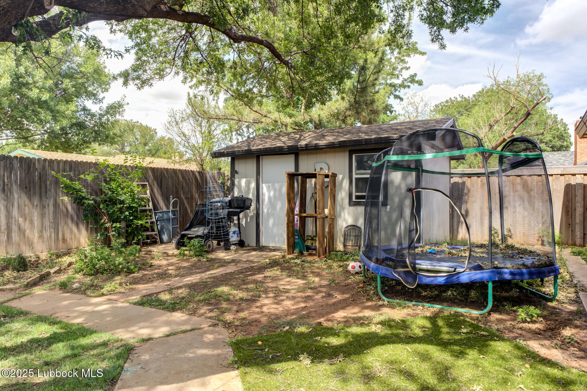 5304 89th Street Lubbock, TX 79424 - Photo 36 of 38 DSC01489_90_91