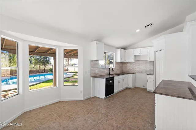 $437,500 | 10097 West Mariposa Street, Phoenix, AZ 85037