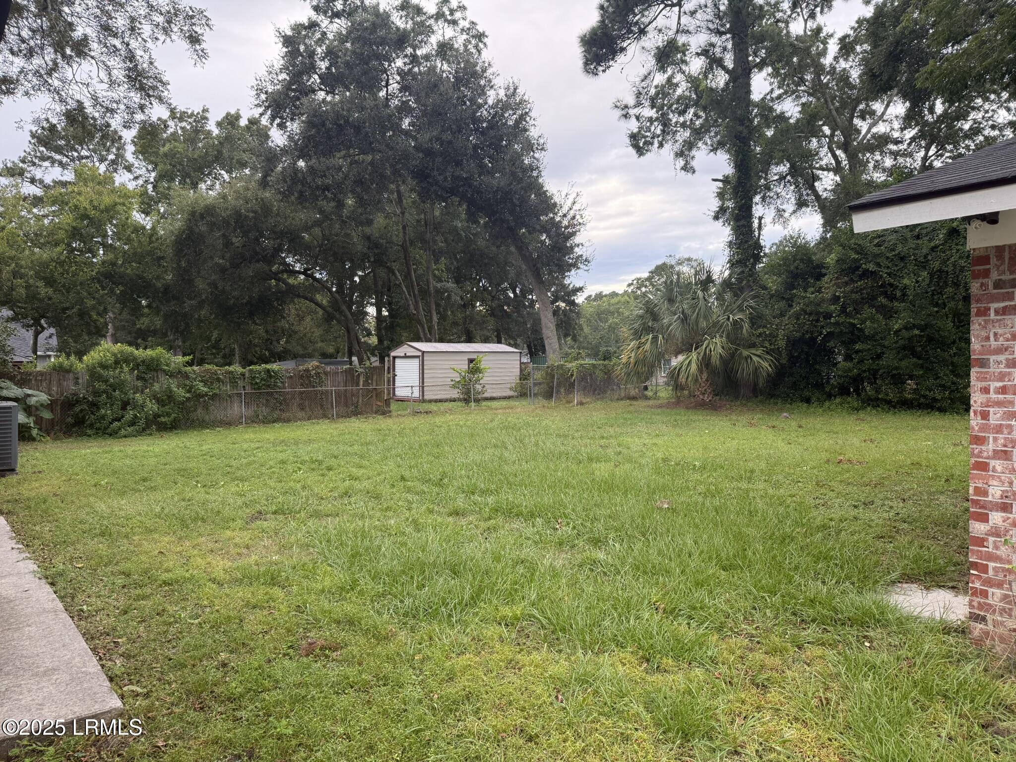 4027 Shell Point Road Beaufort, SC 29906 - Photo 6 of 28 IMG_4171