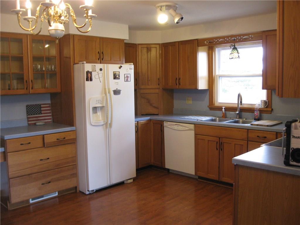 112 Frazier Road Butler, PA 16002 - Photo 9 of 25
