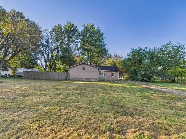 $135,000 | 2280 Jayhawk Road, Fort Scott, KS 66701