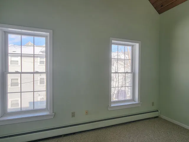 $2,350 | 713 Central Avenue, Unit 3, Dover, NH 03820