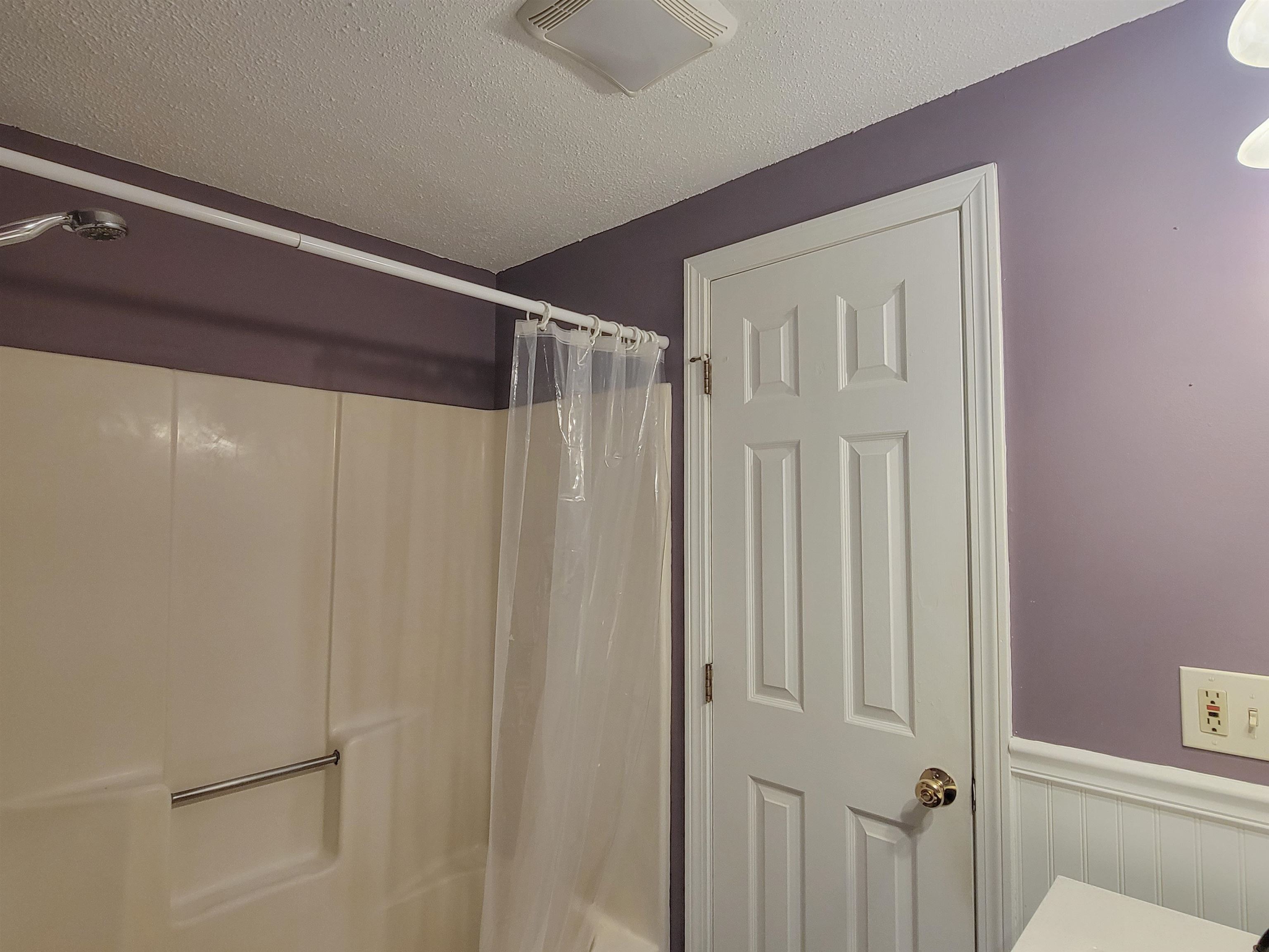 713 Central Avenue, Unit 3 Dover, NH 03820 - Photo 26 of 33
