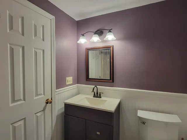 $2,350 | 713 Central Avenue, Unit 3, Dover, NH 03820