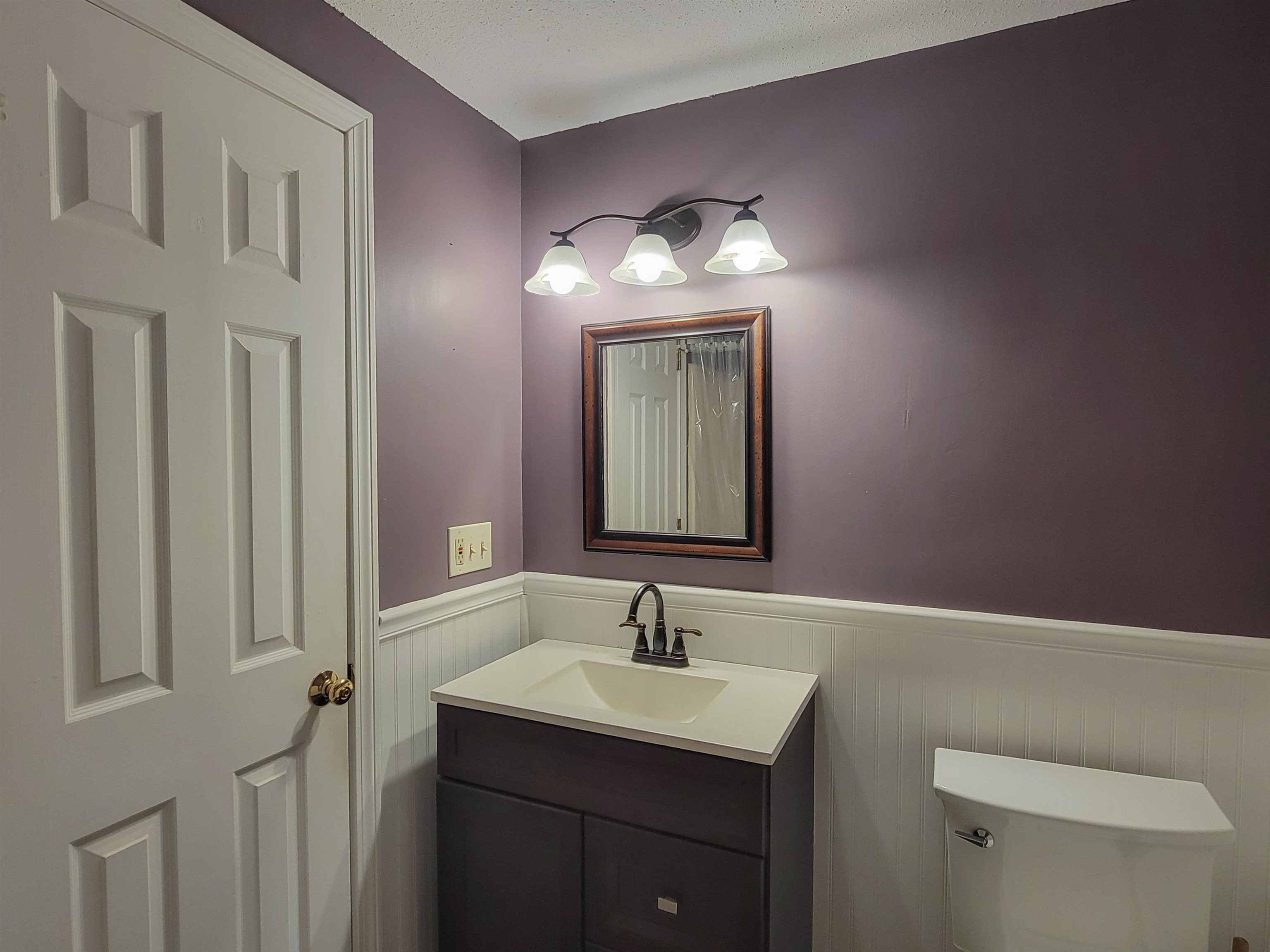 713 Central Avenue, Unit 3 Dover, NH 03820 - Photo 27 of 33