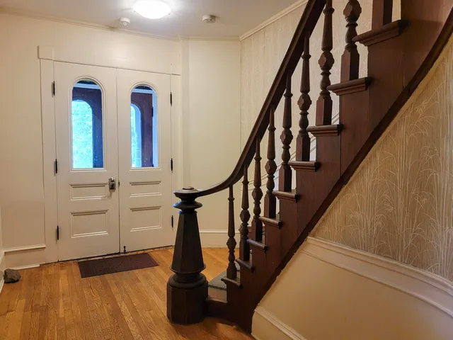 $2,350 | 713 Central Avenue, Unit 3, Dover, NH 03820