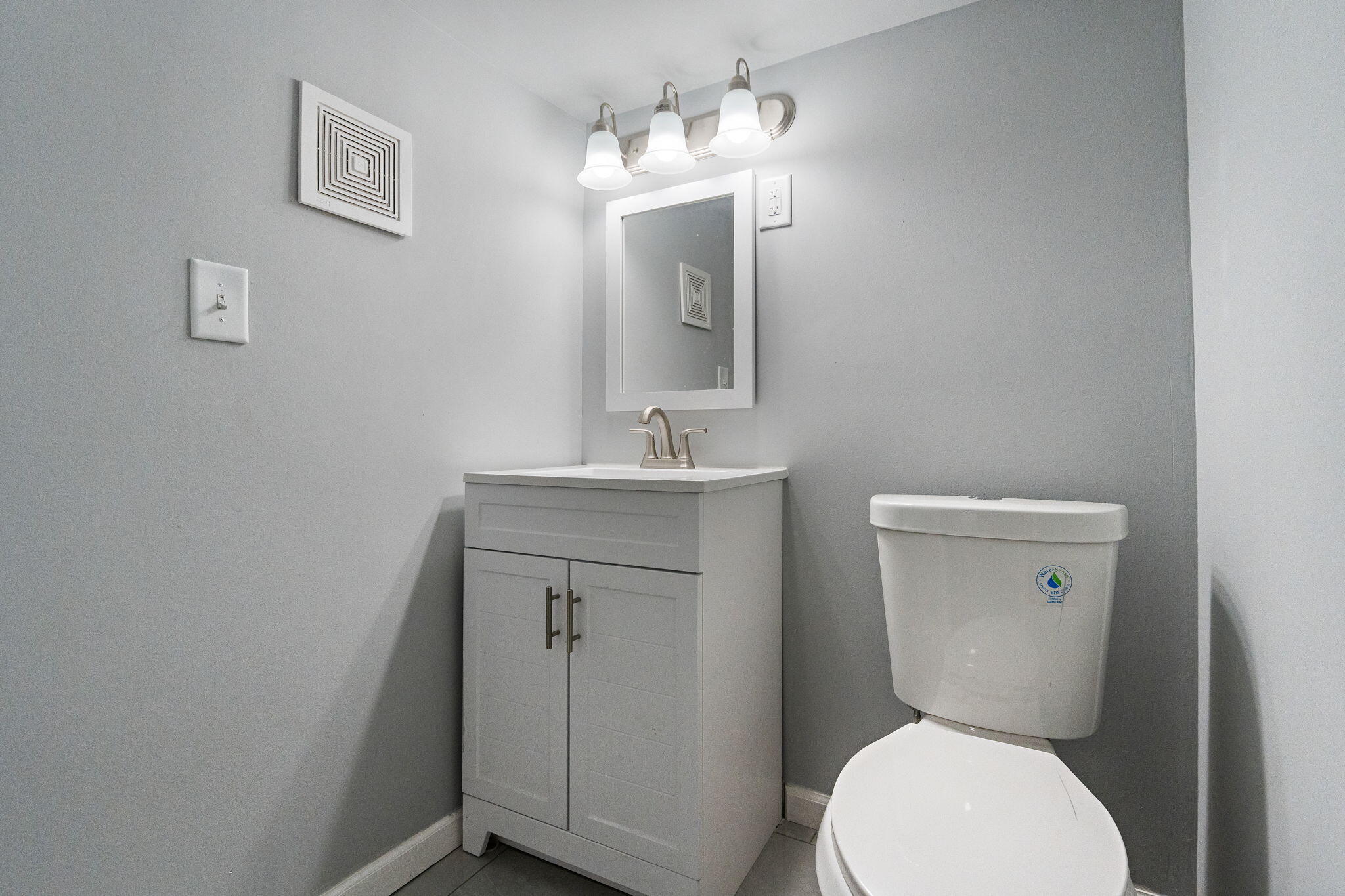 824 Johnson Street Gary, IN 46402 - Photo 21 of 25 2048x1365