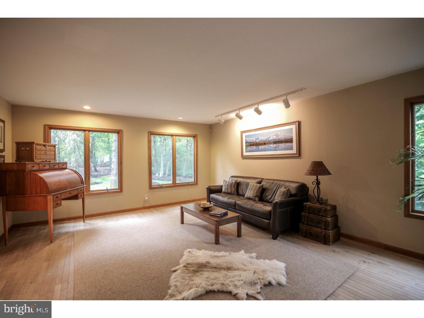 4 Arncliffe Rise Medford, NJ 08055 - Photo 9 of 25 Gallery Image 9