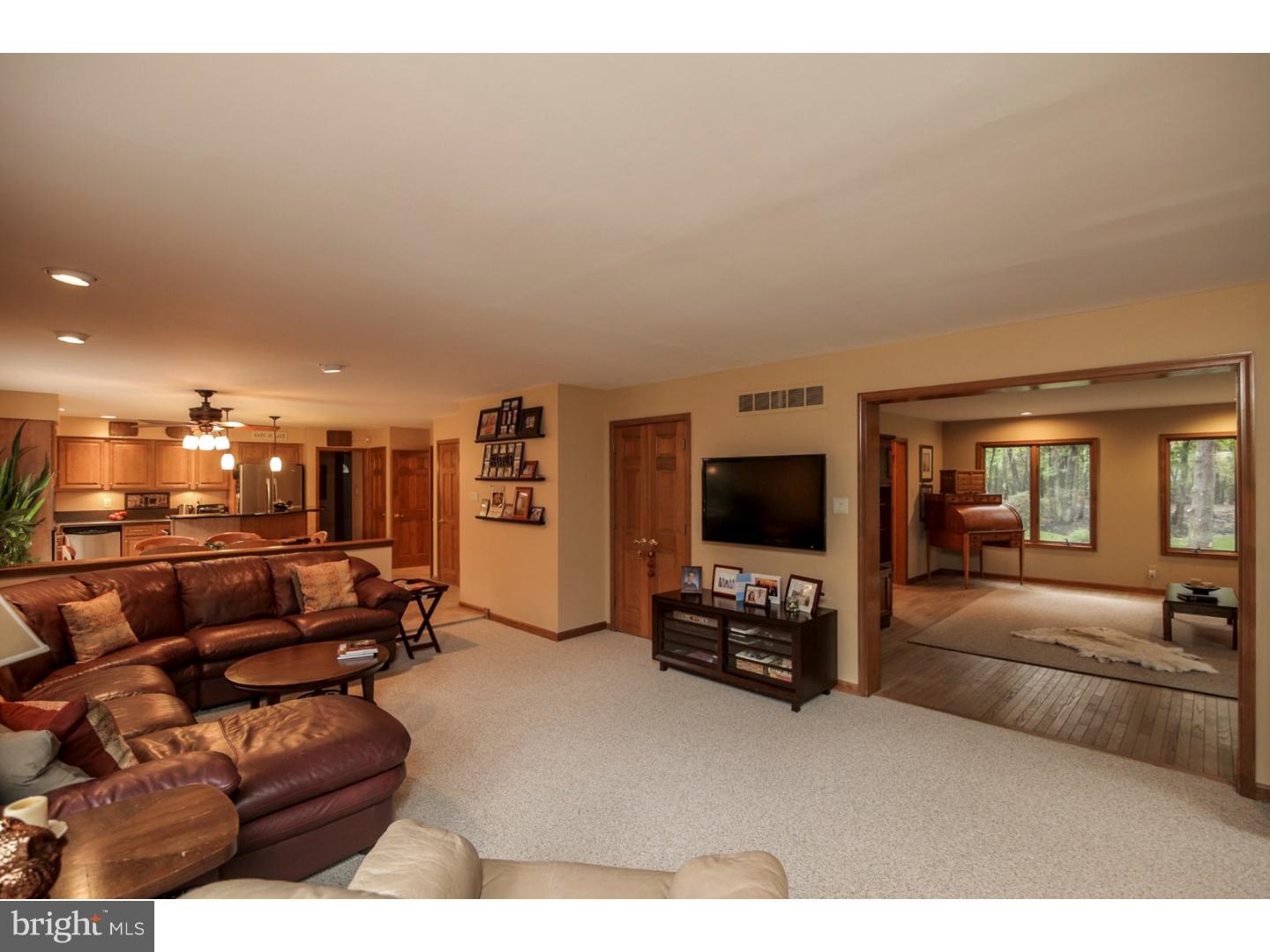 4 Arncliffe Rise Medford, NJ 08055 - Photo 10 of 25 Gallery Image 10