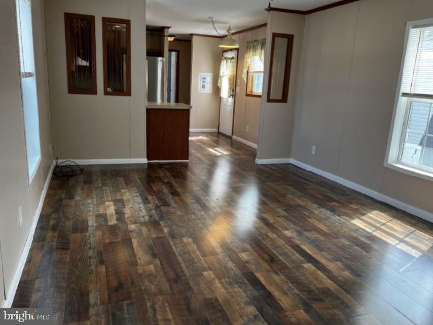 2 New Bridge Road, Unit D10 Salem, NJ 08079 - Photo 3 of 18 living room