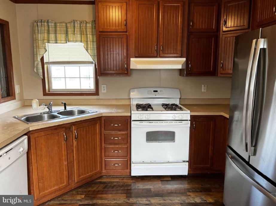 2 New Bridge Road, Unit D10 Salem, NJ 08079 - Photo 8 of 18 kitchen