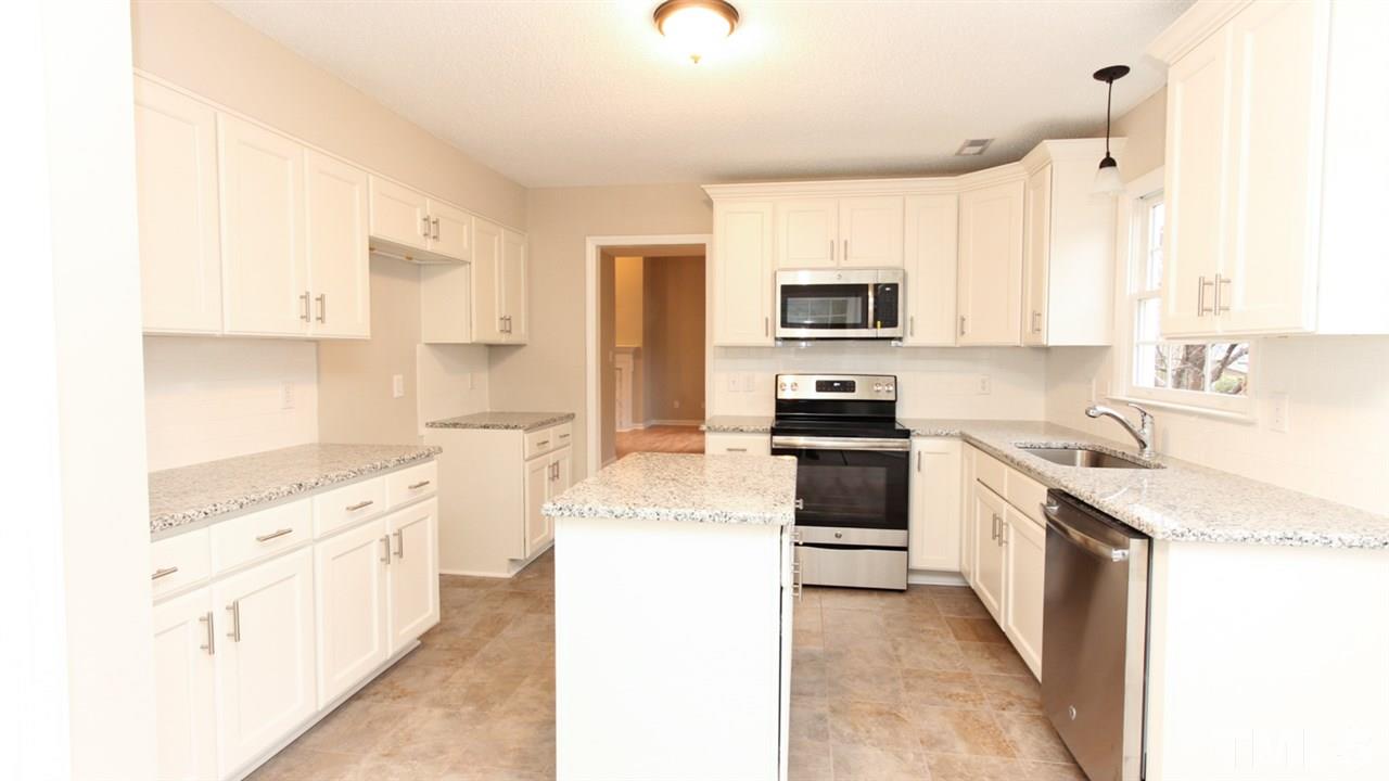 11209 North Radner Way Raleigh, NC 27613 - Photo 2 of 25