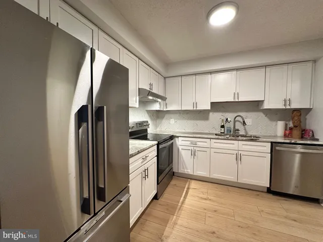 $169,990 | 9200 Edwards Way, Unit 916, Hyattsville, MD 20783