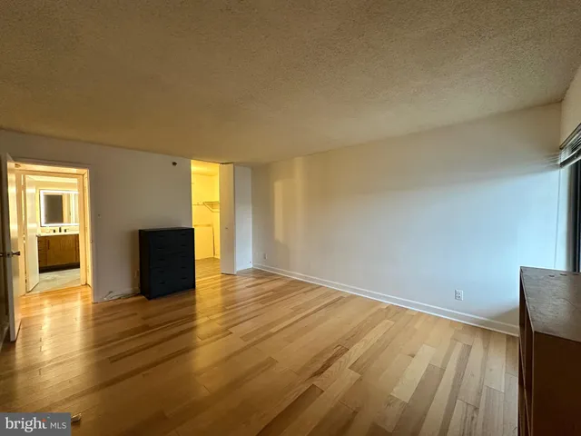 $169,990 | 9200 Edwards Way, Unit 916, Hyattsville, MD 20783