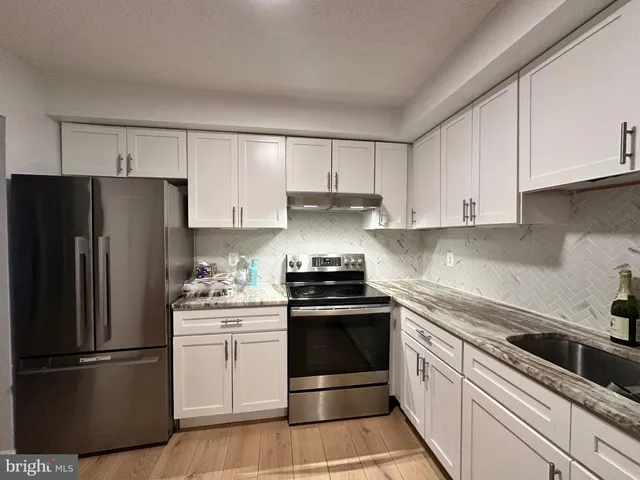 $169,990 | 9200 Edwards Way, Unit 916, Hyattsville, MD 20783