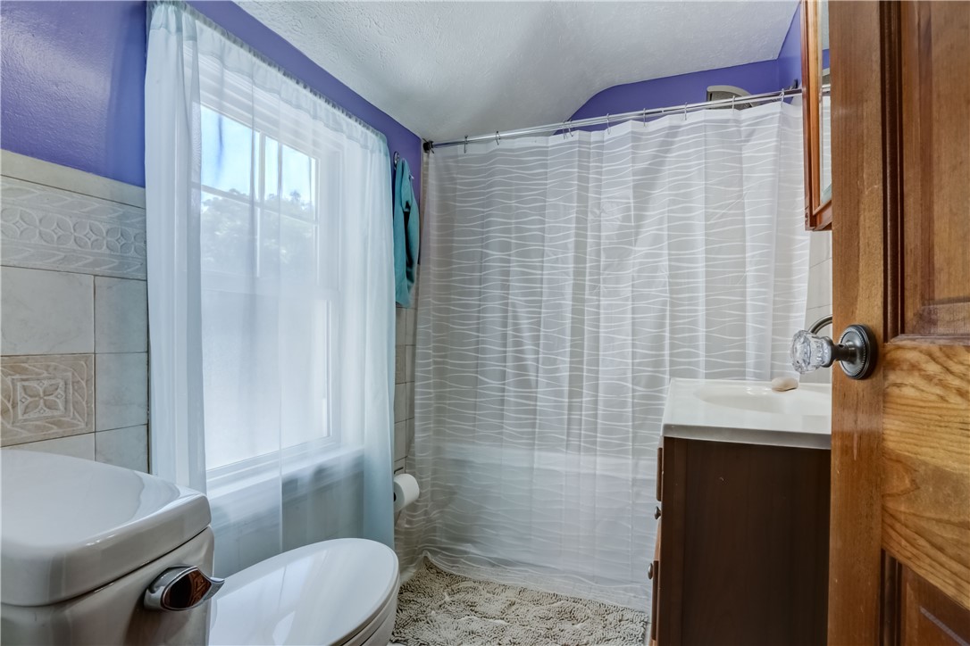 96 Doris Road Irondequoit, NY 14622 - Photo 31 of 35