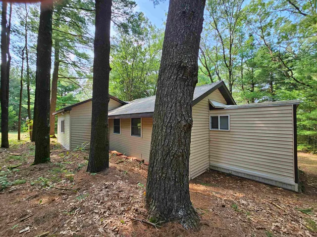 $152,000 | 9028 County Road North, Almond, WI 54909