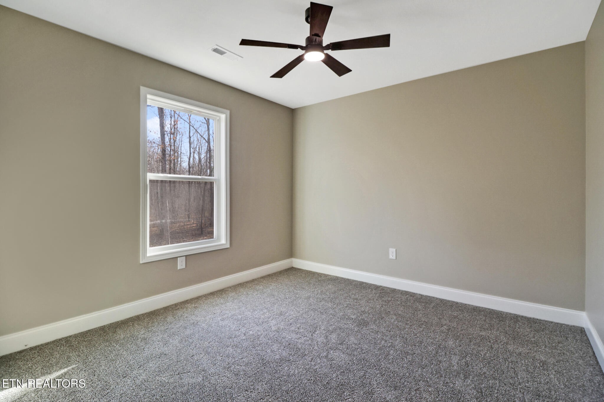 434 Pilot Mountain Road Sunbright, TN 37872 - Photo 23 of 30