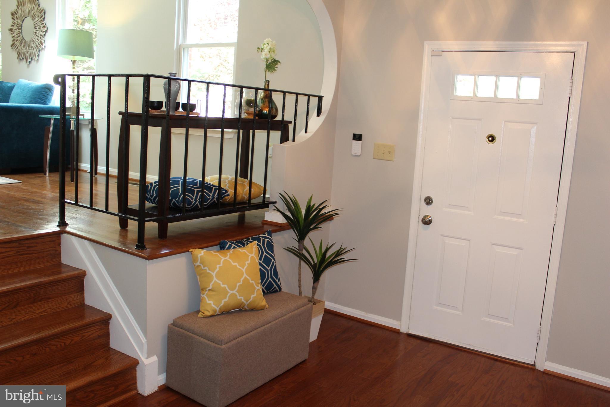 13311 Pendleton Street Fort Washington, MD 20744 - Photo 6 of 53 .....to a Bright & Roomy Foyer