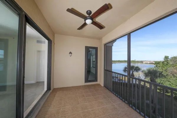 $479,000 | 7612 Lake Vista Court, Unit 308, Lakewood Ranch, FL 34202