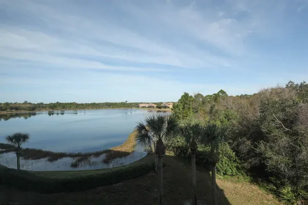$479,000 | 7612 Lake Vista Court, Unit 308, Lakewood Ranch, FL 34202