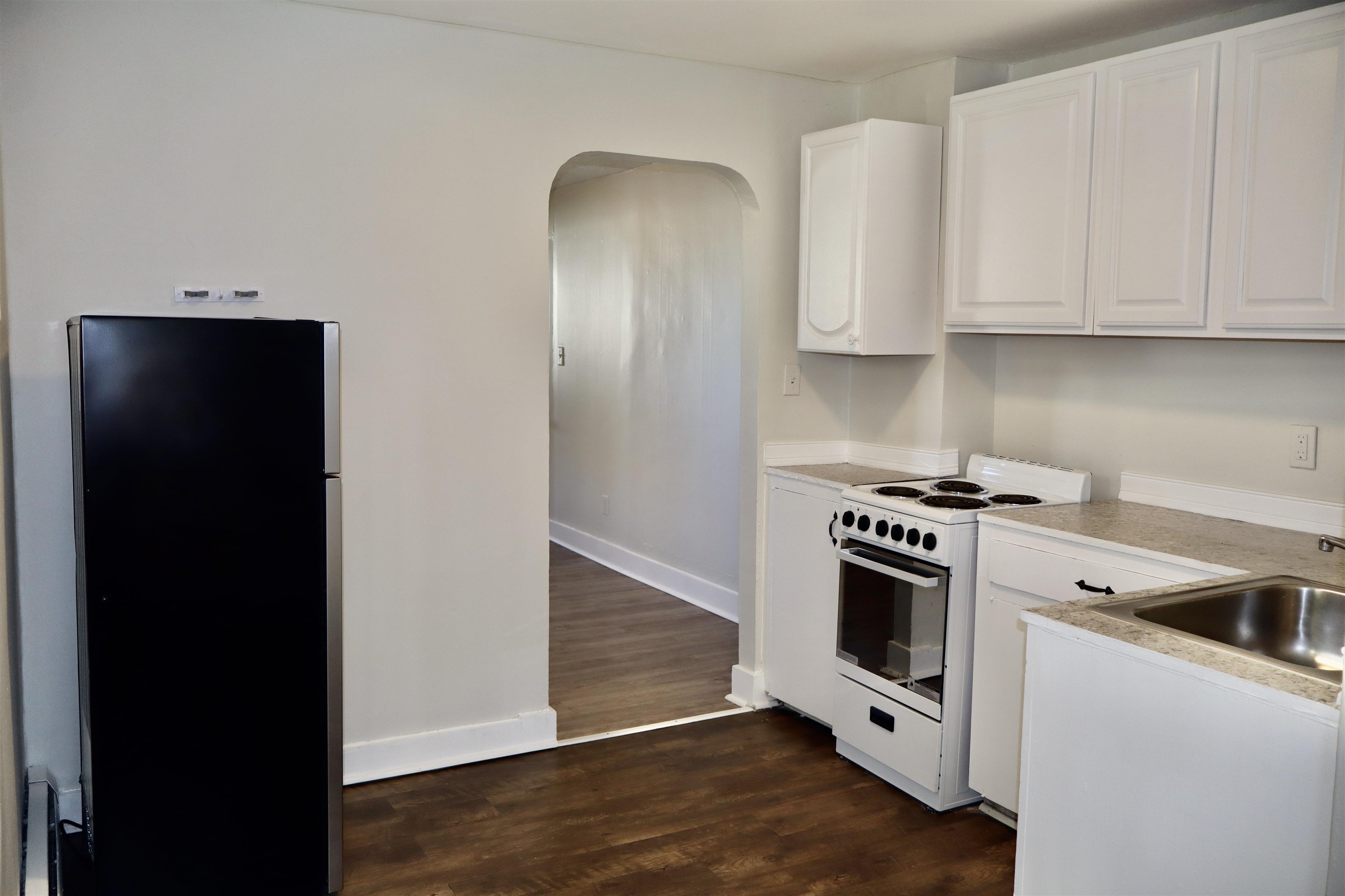 39 Mead Street, Unit 1 Manchester, NH 03104 - Photo 11 of 14