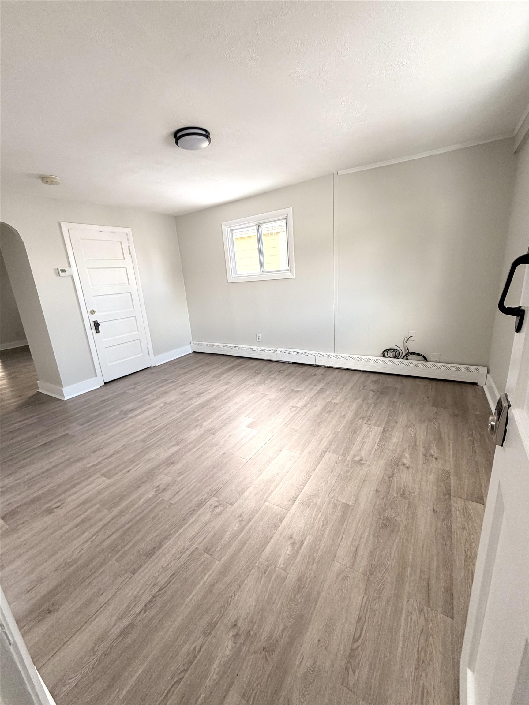 39 Mead Street, Unit 1 Manchester, NH 03104 - Photo 3 of 7