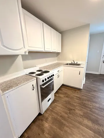 $1,650 | 39 Mead Street, Unit 1, Manchester, NH 03104