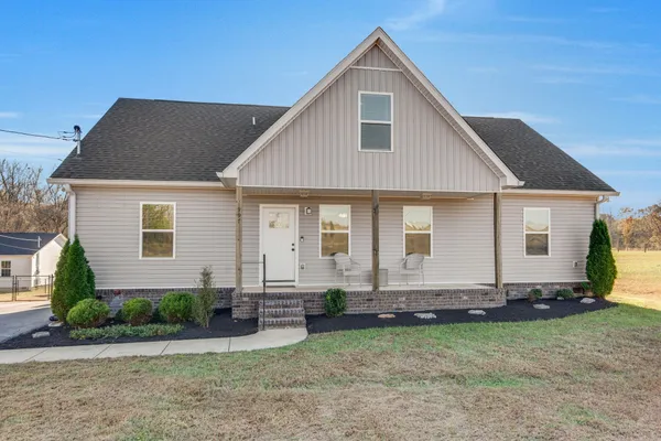 $459,900 | 997 State Highway 99, Waynesboro, TN 38485