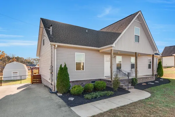 $459,900 | 997 State Highway 99, Waynesboro, TN 38485