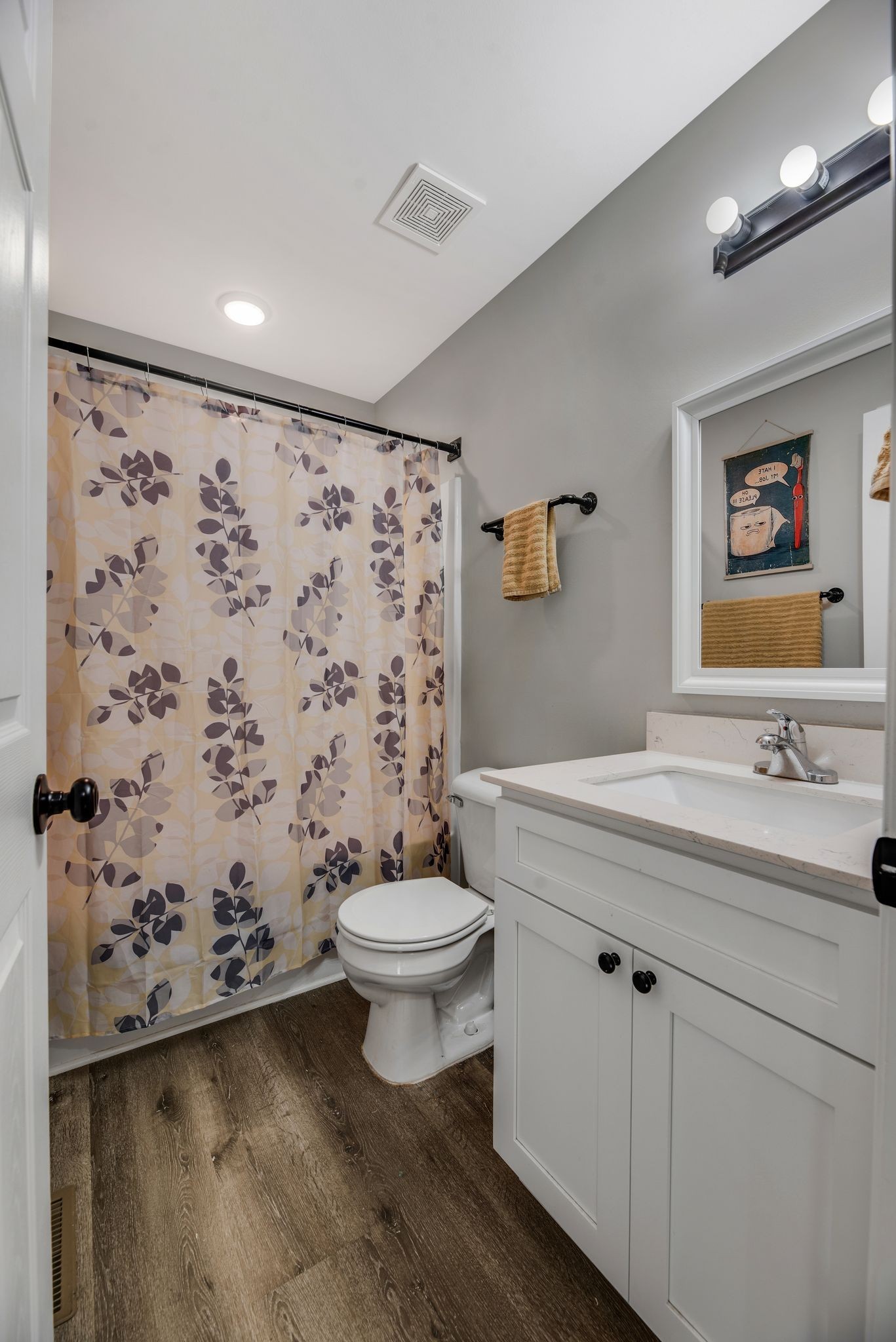997 State Highway 99 Waynesboro, TN 38485 - Photo 25 of 33 a bathroom with a sink toilet and shower