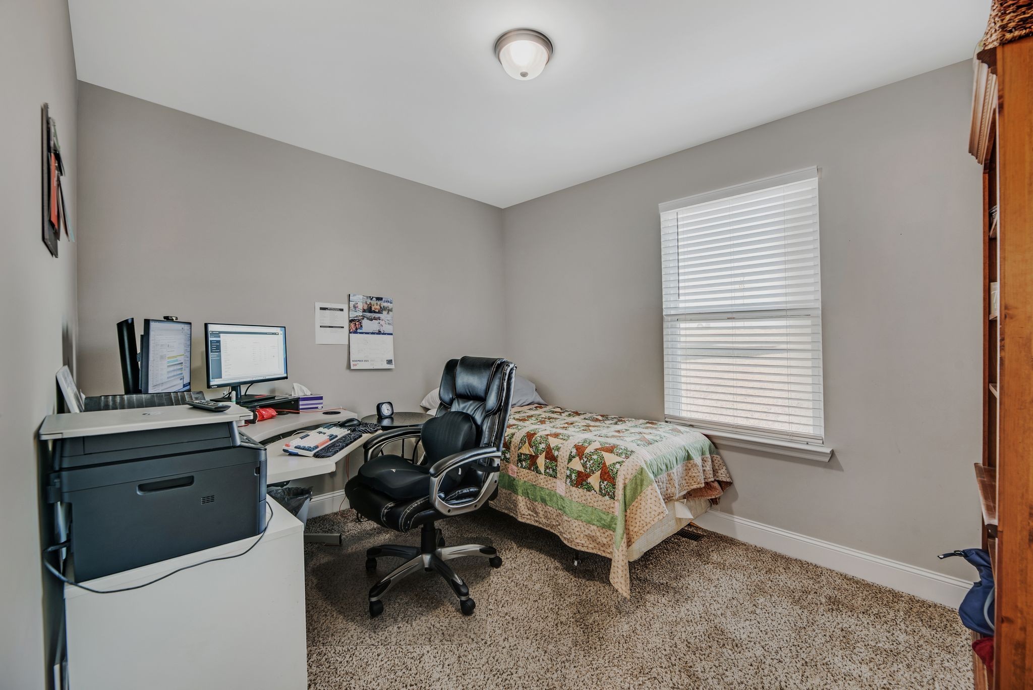 997 State Highway 99 Waynesboro, TN 38485 - Photo 26 of 33 a bedroom with a bed and a desk