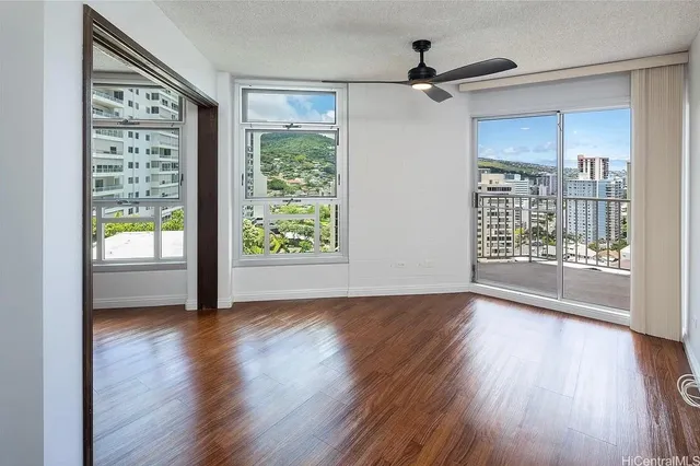 $420,000 | 1031 Maunaihi Place, Unit 801, Honolulu, HI 96822
