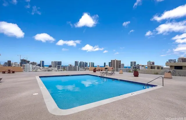 $420,000 | 1031 Maunaihi Place, Unit 801, Honolulu, HI 96822