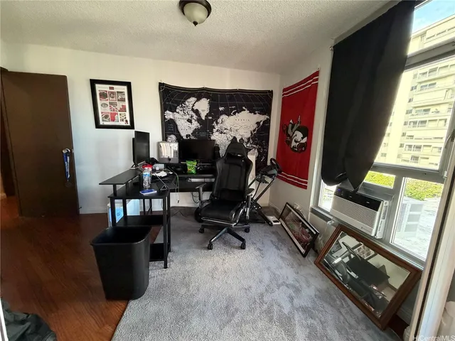 $420,000 | 1031 Maunaihi Place, Unit 801, Honolulu, HI 96822