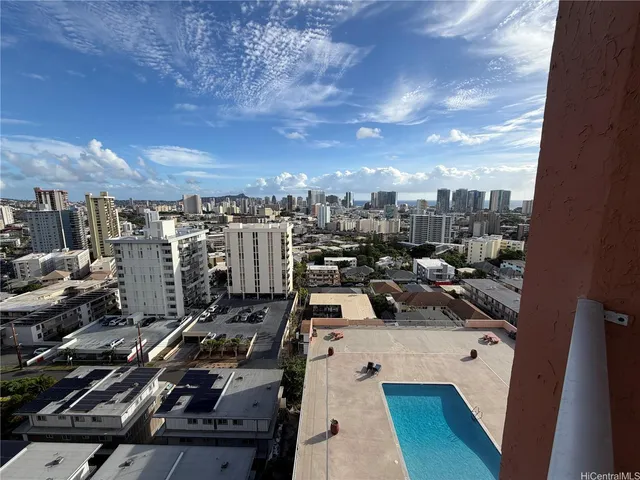 $420,000 | 1031 Maunaihi Place, Unit 801, Honolulu, HI 96822