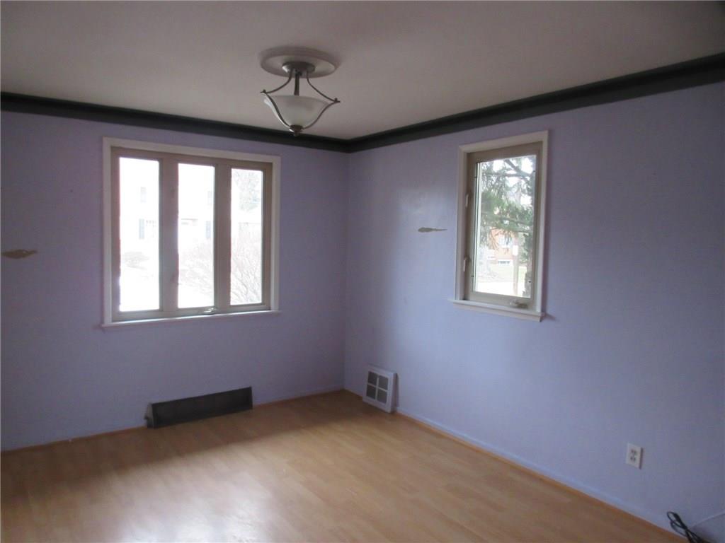 2033 Spring Valley Road Pittsburgh, PA 15243 - Photo 4 of 9