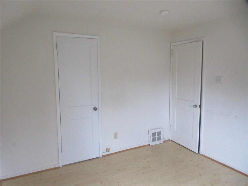 2033 Spring Valley Road Pittsburgh, PA 15243 - Photo 7 of 9