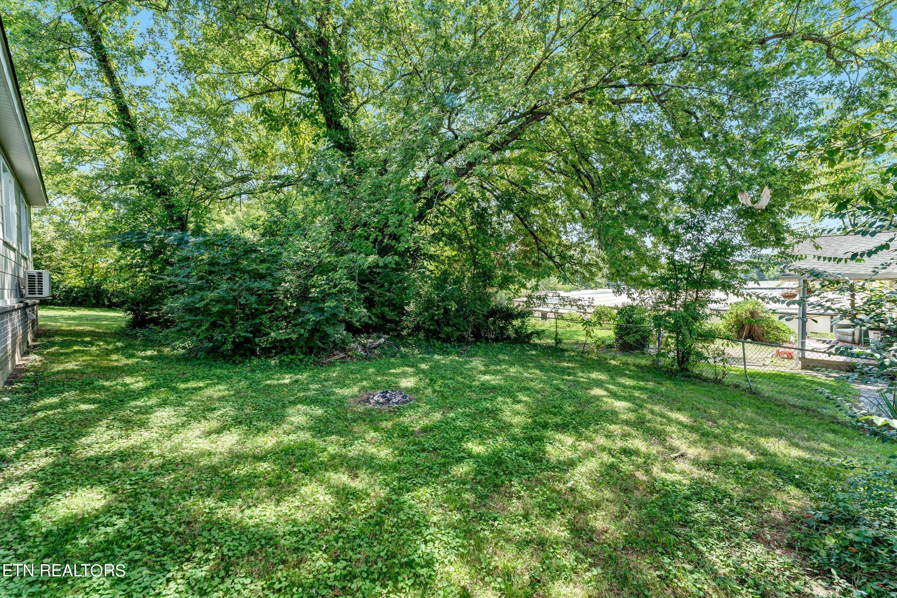 617 West Outer Drive Oak Ridge, TN 37830 - Photo 27 of 28 27-617 W Outer Ridge-27